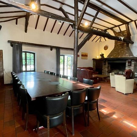 Magnificent Farmhouse In Sint Joost Exterior photo